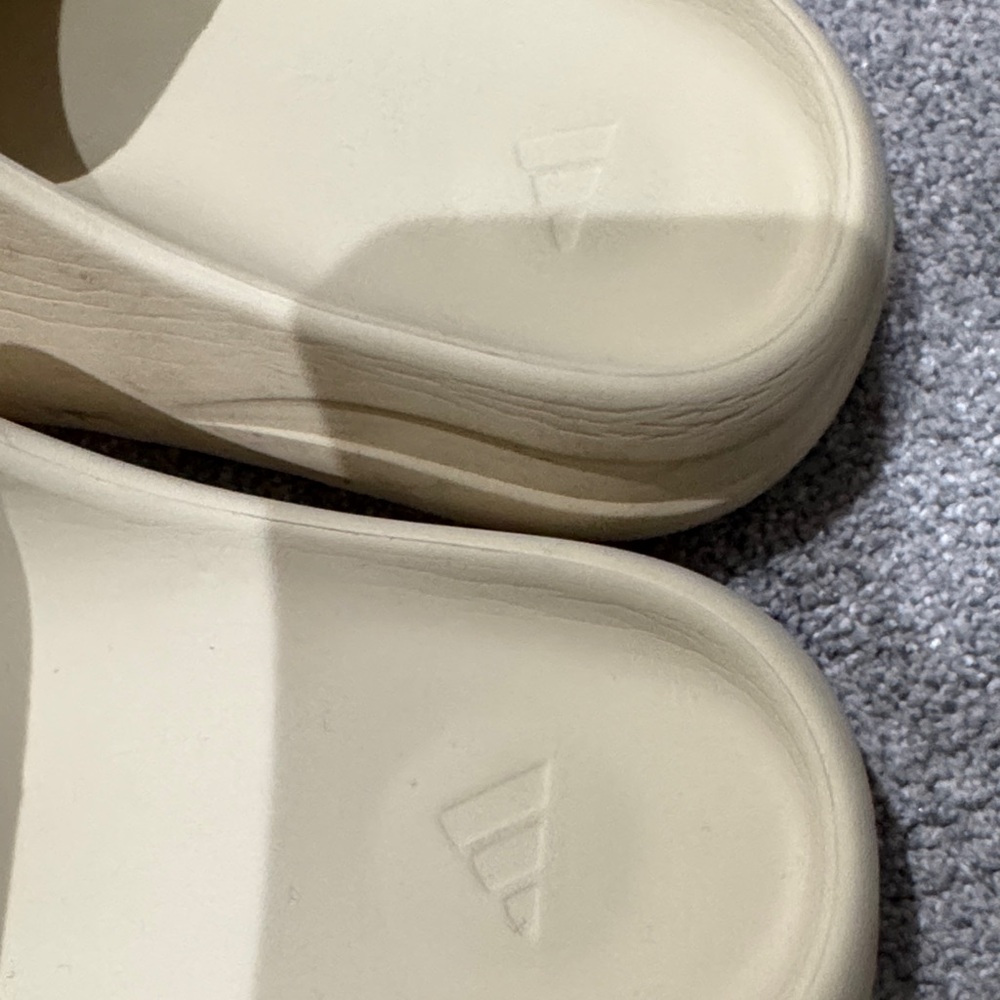 adidas Cream Slide Sandals - Picture 2 of 4